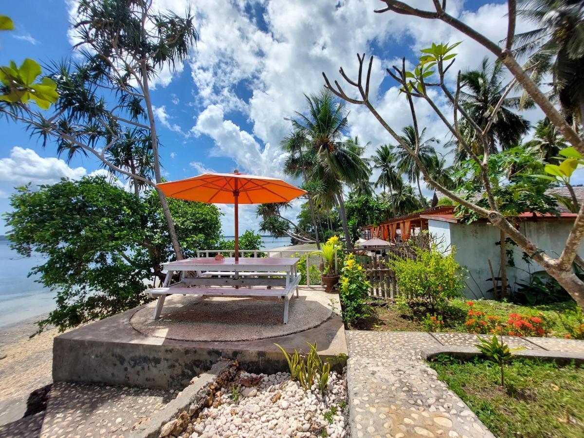 Sunari Beach Resort Selayar Matalalang Exterior foto