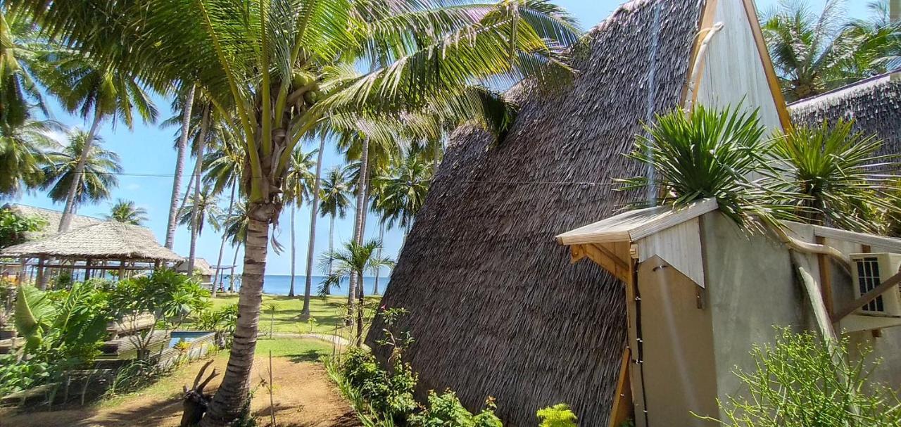 Sunari Beach Resort Selayar Matalalang Exterior foto